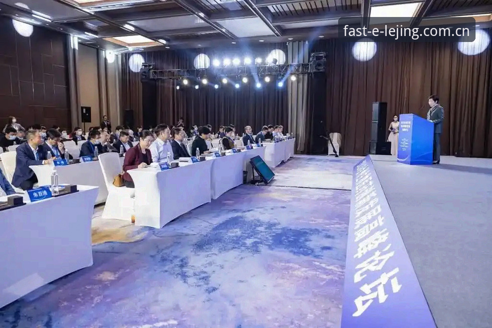 揭秘乐竞新手教程：高效竞技平台背后的5个实战技巧，让您快速上手